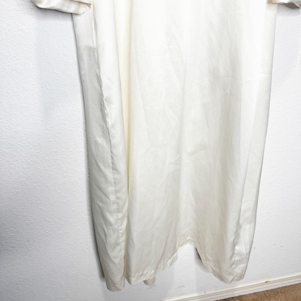 Delicates Cream Chemise and Robe Set - Picture 13 of 16